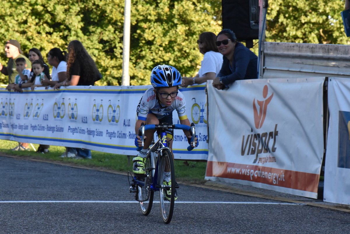 RodengoSaiano's tweet photo. 🔜🚴‍♂️ Primo weekend di ottobre con appuntamenti importanti per tutte le categorie! 💛💙

Giovanissimi 👉 Nuvolera (BS)
Esordienti 👉 San Martino della Battaglia (BS) 
Allievi 👉 San Martino della Battaglia (BS) 

➡️ Tutti i dettagli: https://t.co/GlCtaghiYG https://t.co/BwAbQCuC2o