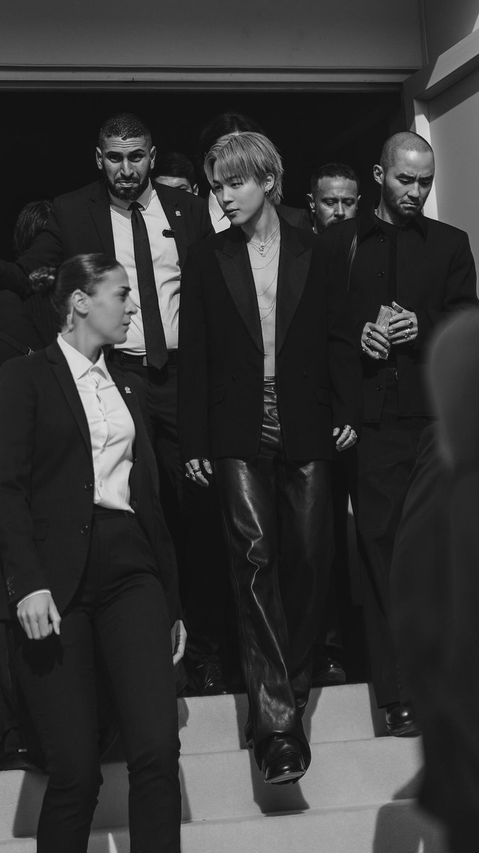 Do you remember hair color of jimin when you first saw him?
Reply with tags.

DIOR GLOBAL AMBASSADOR JIMIN    
#JiminxDior #DiorSS26 #PFW <a href="/Dior/">Dior</a>