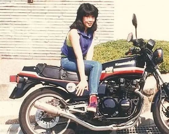 嬉しい！
高市早苗さん、決選投票にて女性初の新総裁に！
おめでとう御座います！

ずっと推してました！！

そして、D1GPお台場にも来て下さいました‼️

職業ドライバーの方や車好きの味方にもなってれると思います。
ガソリンの暫定税率廃止、物価高対策、消費減税、その他いろいろ！