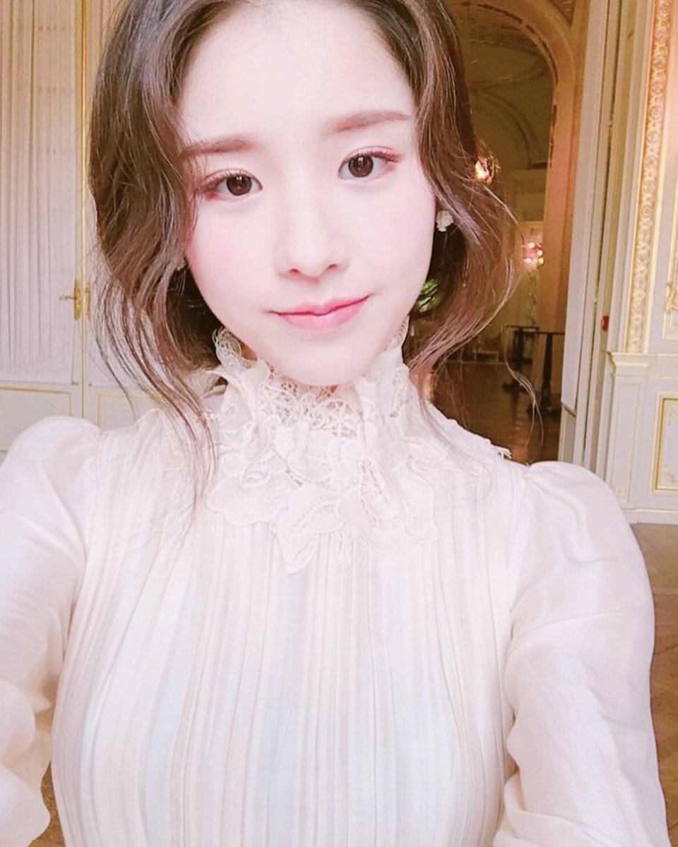 자자
오늘은 제가 모시는 공주님의 데뷔 9주년입니다
9년동안 한결 같이 무대를 사랑하는 희진이라서 좋아,, 앞으로 더 오래오래 봅시다🥹🩷
9주년 진짜진짜 대단하다!!!!
기특해요고마워요감사해요사랑해요축하해요

🎉🎉🎉🎉🎉🎉🎉🎉🎉