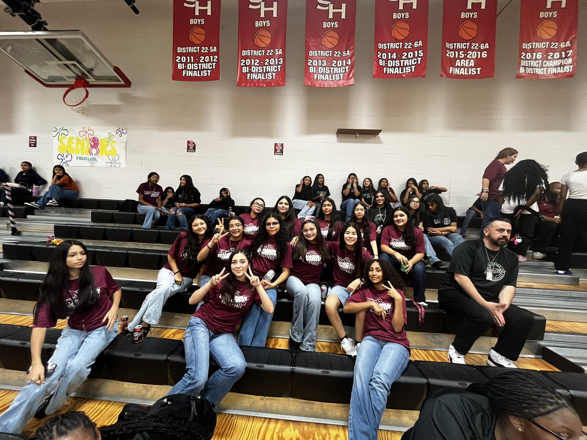 Good things come in threes! Intermediate night, Dig Pink, &amp; Teacher Appreciation was the best!! A Freshman B and Varsity win were the perfect finishing touch!