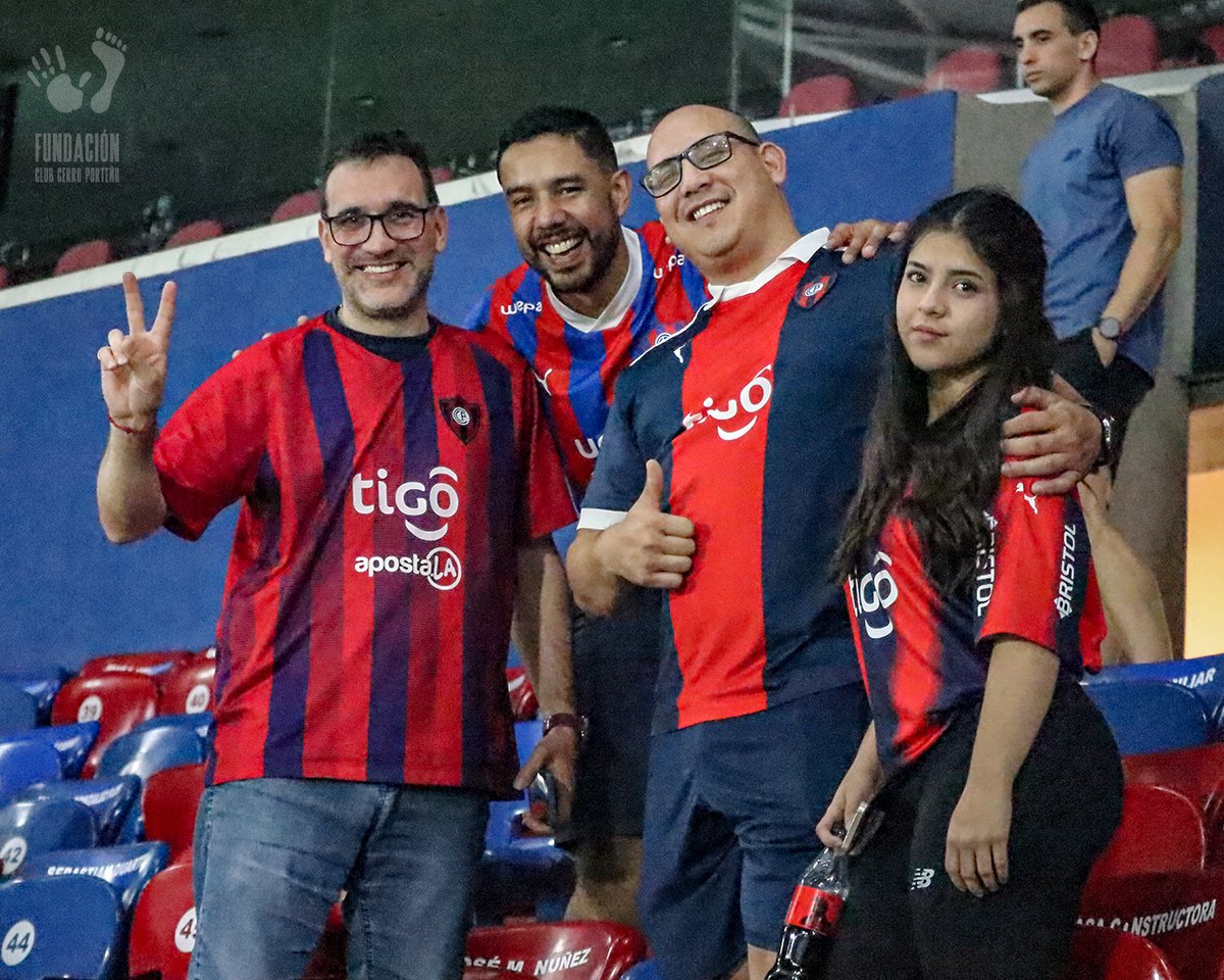 📸 Así vivimos la #ExperienciaBenefactor en el triunfo 🆚 Recoleta por la fecha 15 de la <a href="/CopaDePrimera/">Copa de Primera APF</a> 

💪🏼 ¡Sé Socio Benefactor y apoyá al desarrollo de #LaMejorCanteraDelPaís💎!

➕ información al: (0983) 633547

#FundaciónCCP🔵🔴