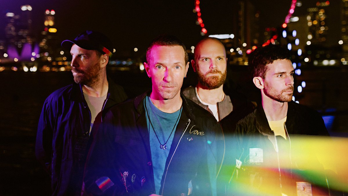 coldplayaccess's tweet photo. MOON MUSiC ERA 🌈🌙🩵🌷 https://t.co/bT9pGikCdi