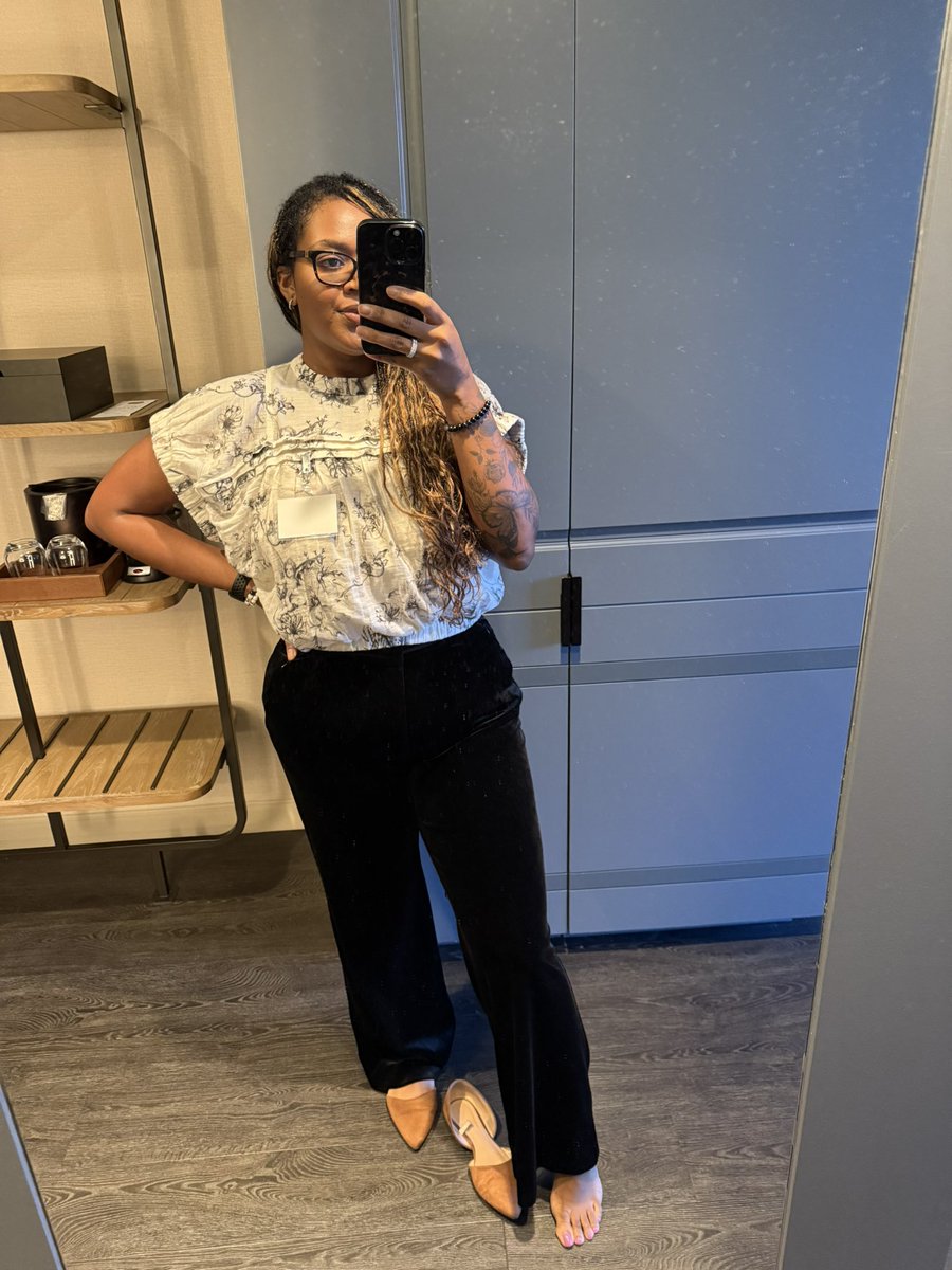 Sole Queen tweet media