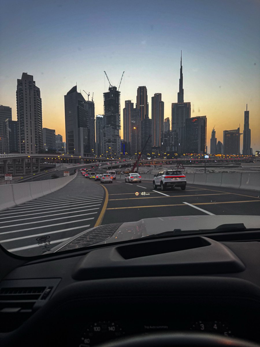 021SAJ's tweet image. #دبي 🤍