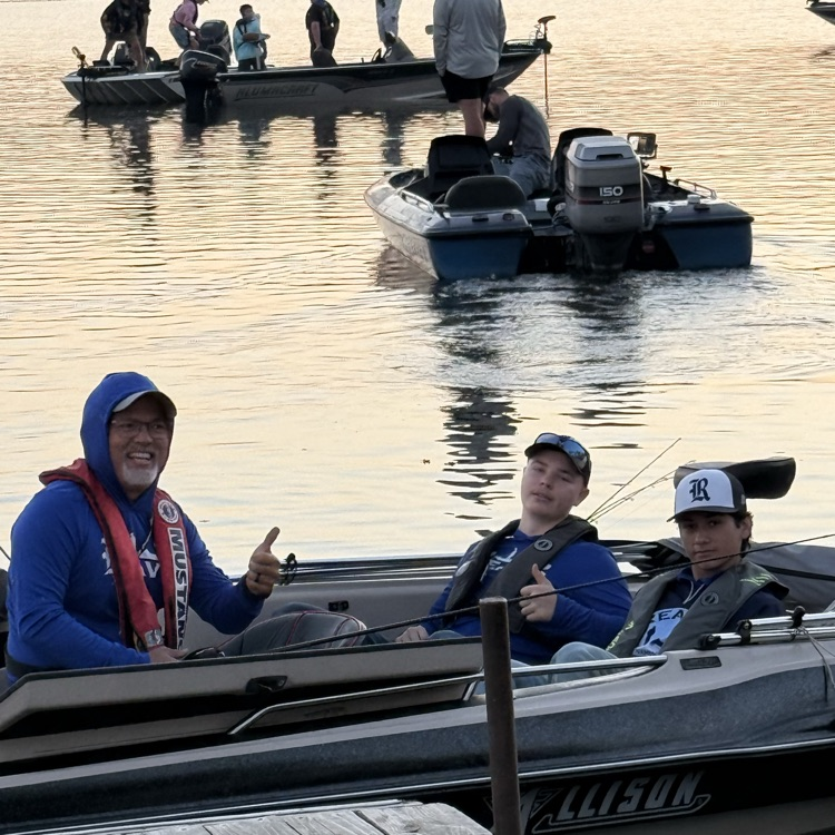 Reavis High School tweet media