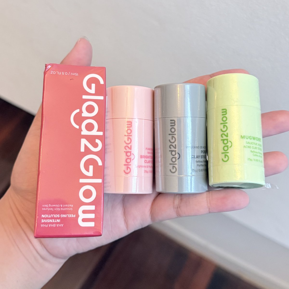 มาคับบอยากแจก!!🥳🎀🩷
เอาไปเลยเซตบำรุงผิว+เครื่องสำอางจุกๆๆ

กติกาง่ายมาก
- ติดตาม <a href="/starry_review/">เธอว่าดี🧸✨</a> ถูกใจ รีโพสต์ และคอมเมนต์นี้
- ถูกใจหรือรีโพสต์ 2 โพสต์ ใต้โพสต์ พร้อมแปะหลักฐาน

ได้ 8 ชิ้น ประกาศ 31/10/68 คับ

คุชชั่น+คซล สี 02 #แจก #แจกฟรีแค่รีฟอล #แจกฟรีไม่รีได้ไง #Giveaway