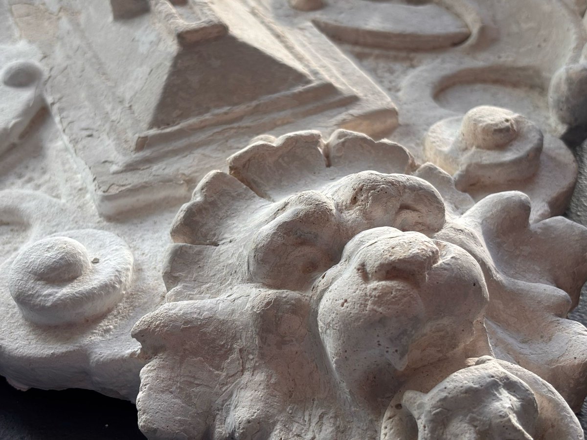 Tobias van Elferen tweet media