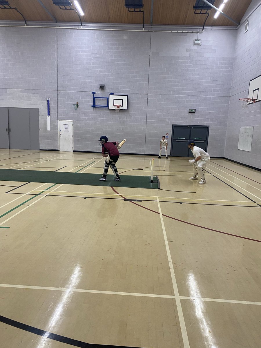 DFCALtd's tweet photo. Week 1 action of our #DFCA #BYCL Under 15s Indoor Cricket League!
Game 2: @CarsonsMangCC vs @BStokeAlmondsCC
#IndoorCricket #Fun #development #outsideofschool #social #team https://t.co/qMWoirucmO