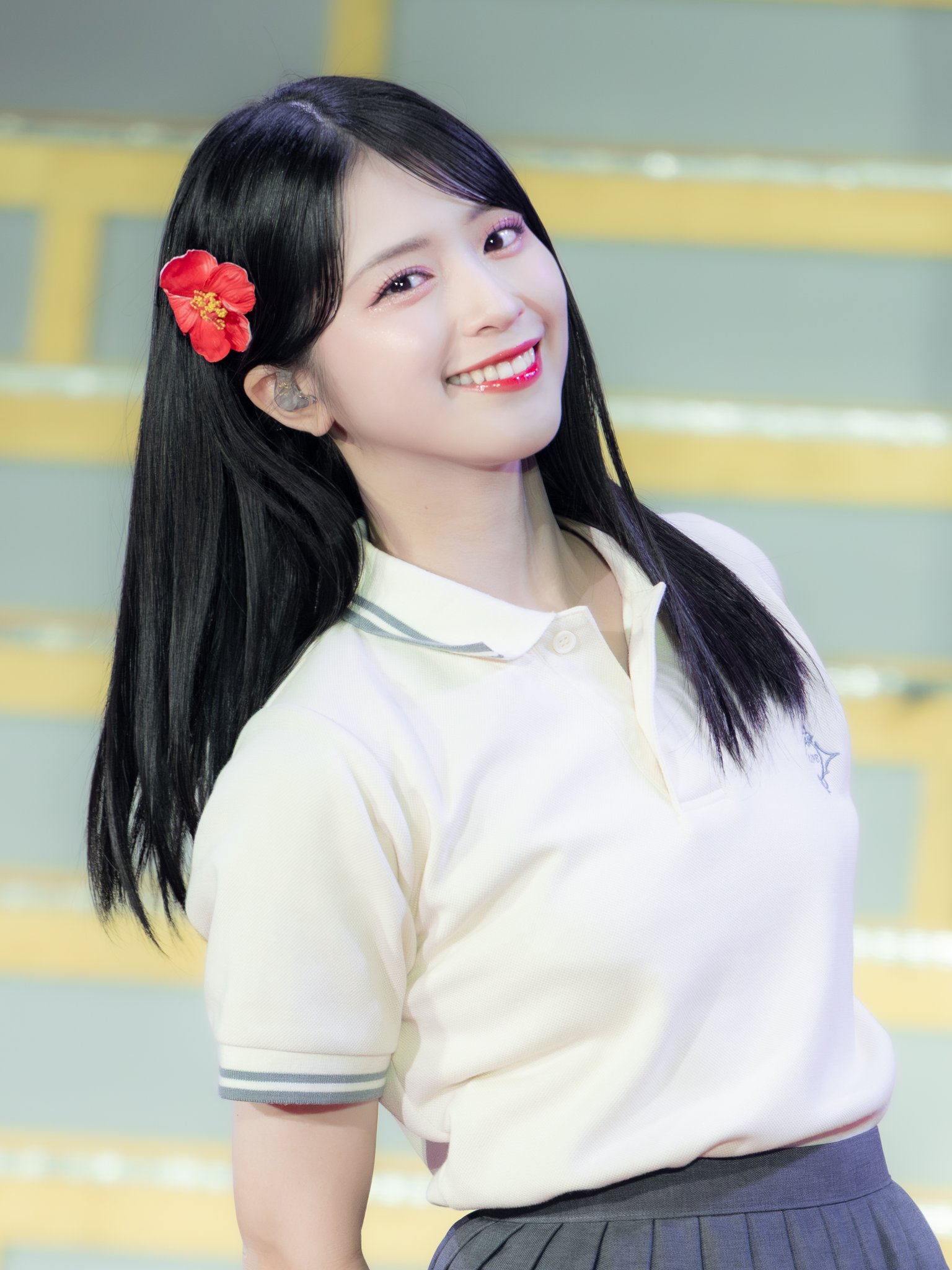 (^ ^) 佐々木舞香866ツアー座り直筆 EOFCe8VVAAEbSav.jpg:large
