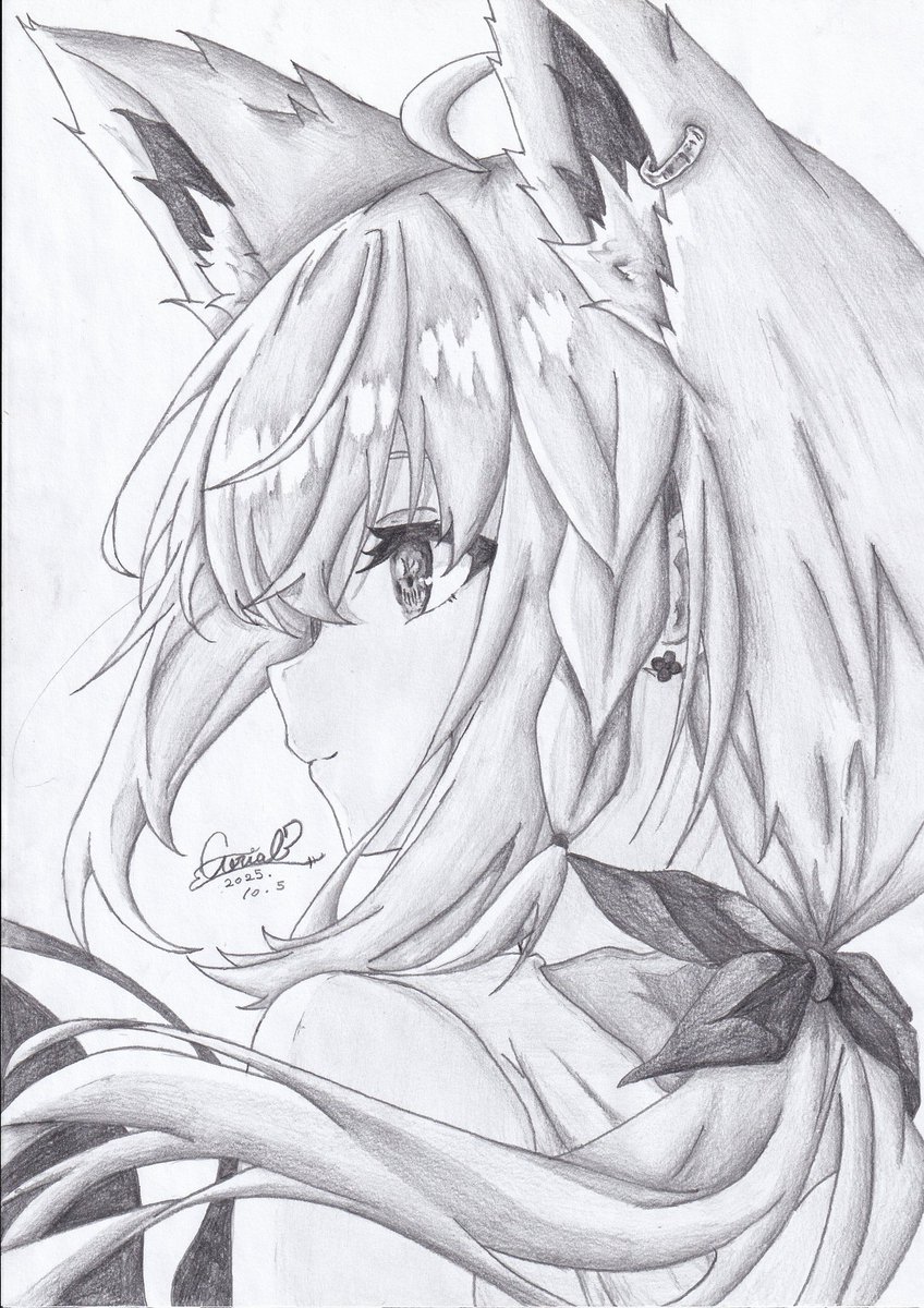 Aerial09067015's tweet photo. #白上フブキ生誕祭2025
 #絵フブキ 
 #鉛筆画 https://t.co/nwRlUJEIP4