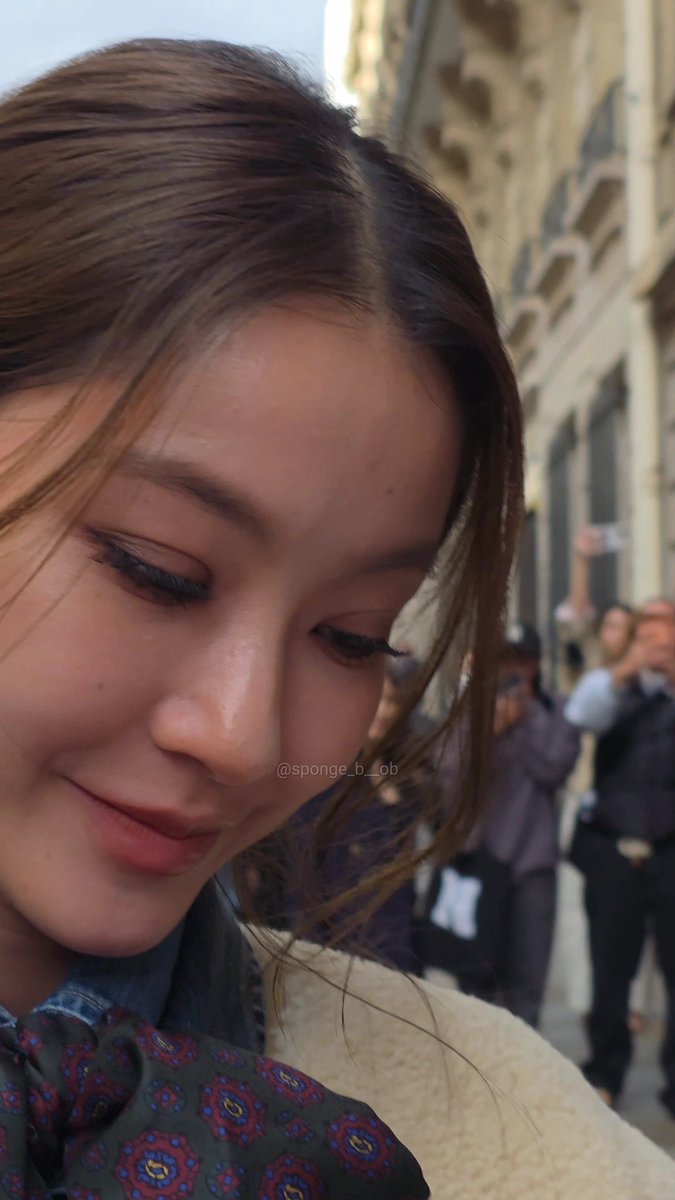 Tipnaree_OFC's tweet photo. นี่แหละ … แก้มโมจิที่น่ารักที่สุด 🥰

NAMTANFILM POLO PFW
#NamtanFilmPoloRalphLauren
@RalphLauren
@NamtanTipnaree @filmracha https://t.co/JfHHimdYWJ