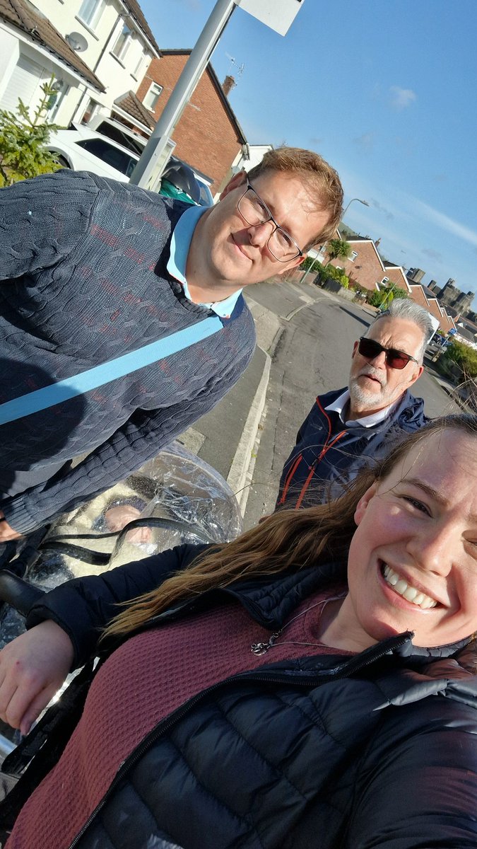 AbigailMainon's tweet photo. Windy morning out supporting our @WelshConserv Senedd by-election candidate @GarethJPotter in Caerphilly 🗳🔷️ #FIXWALES https://t.co/LkWKTs9mqJ