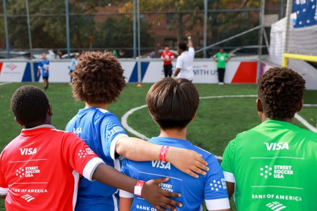 We just unveiled the newest <a href="/BankofAmerica/">Bank of America</a> Fields at <a href="/Visa/">Visa</a> <a href="/StreetSoccerUSA/">Street Soccer USA</a> park in NYC. This is part of our commitment to create vibrant spaces across the country, so even more people can access the game they love.