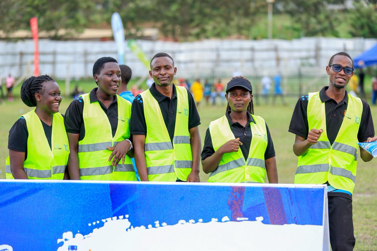 Kobs_Fifi's tweet image. Why the narrative that the boy child is forgotten? Here, boys are part of the solution, working together for better health &amp;amp; empowerment for ALL young people.
#BraveGirlsTournament #GNTrybe #Donate4Pads