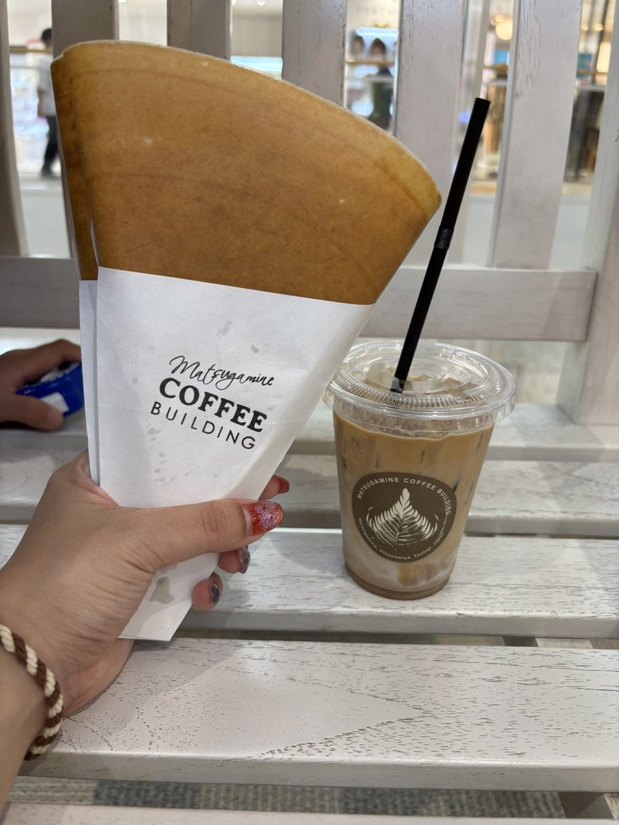 yuipidayo123's tweet photo. マツガミネコーヒービルヂング
シュガーバタークレープ美味しすぎ🤤
もちろん珈琲もめちゃくちゃ美味しい❣️ https://t.co/VH56PwNyhA