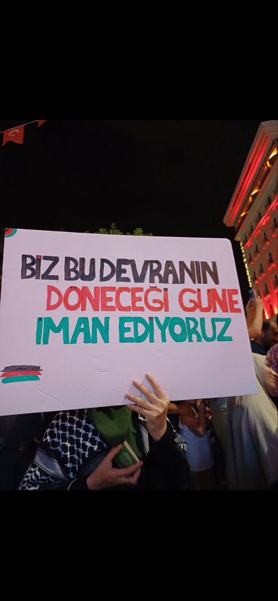 Ufka bir bak yiğidim inkılaba az kaldı 🇵🇸🇹🇷
#FreeGaza #freepalesti̇ne
