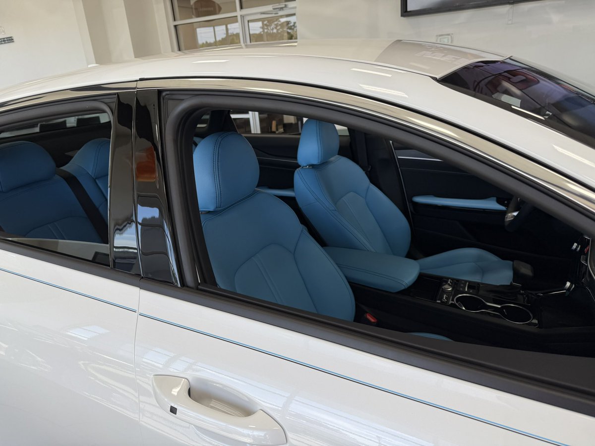 Gender Reveal! The hottest colors in Kia! #RustyWallaceKia  #itsagirl #itsaboy #itsabuy