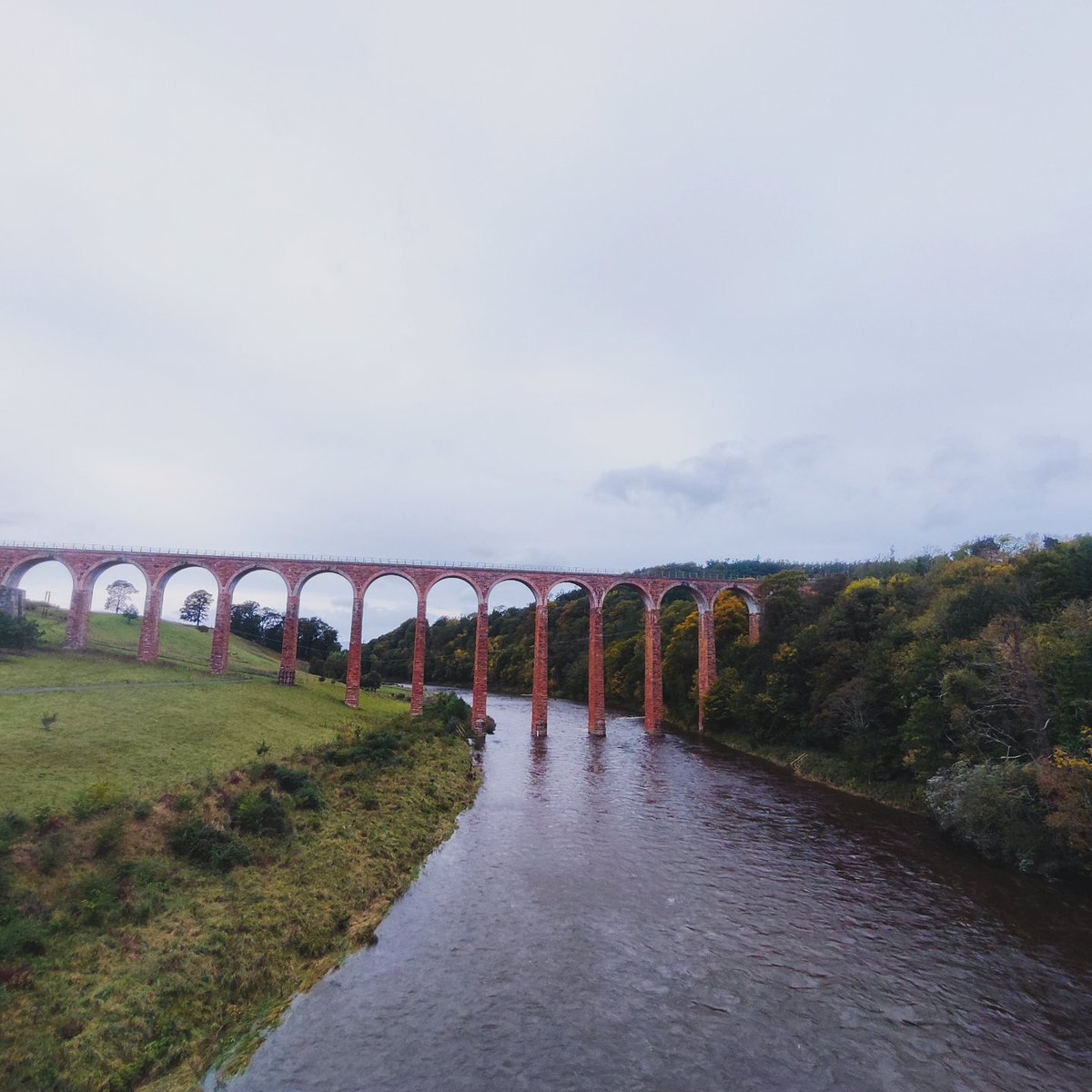 blonde_on_bikes's tweet image. Very blustery afternoon out on the Trimontium walk #melrose #newdstead #Trimontium #scottishborders #StormAmy  #leaderfootviaduct