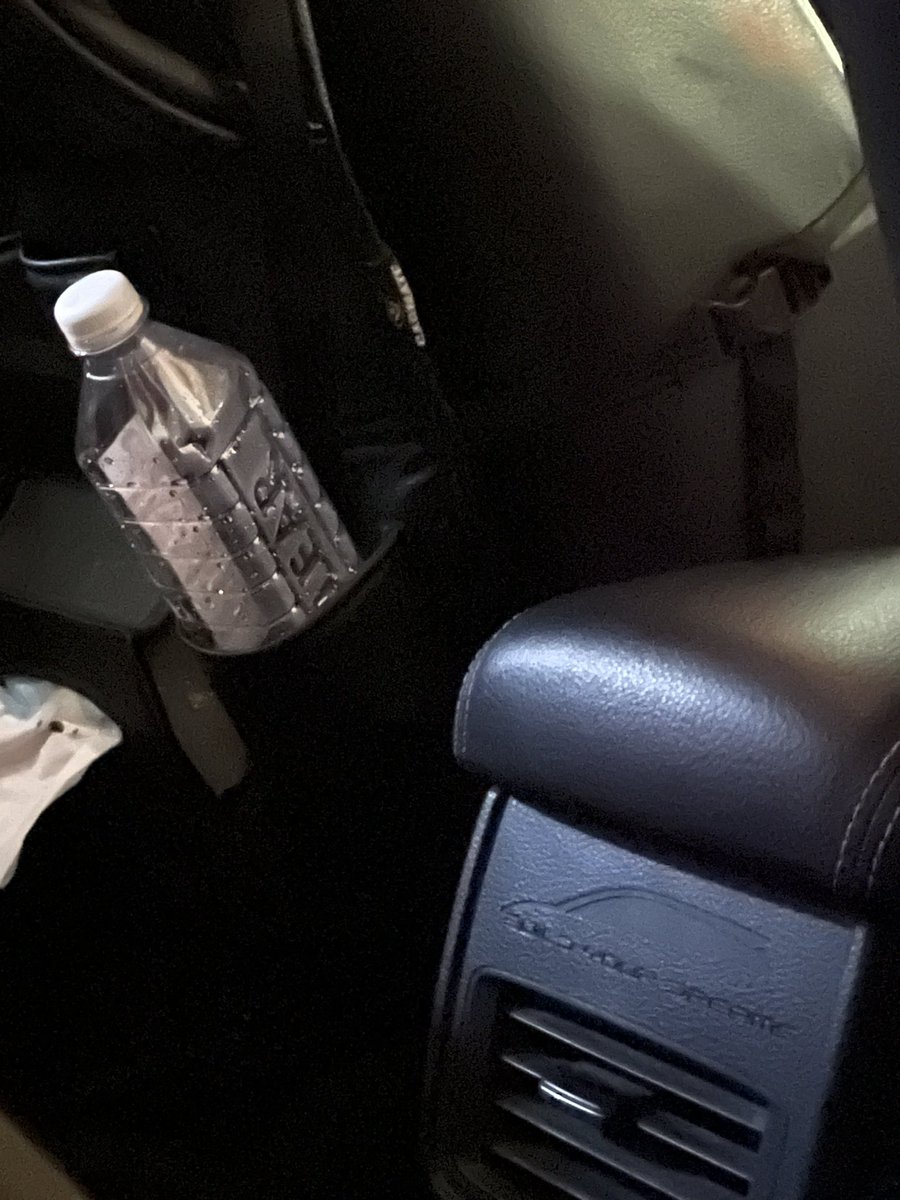 aatifh's tweet photo. Boarded @shoffr_in — what a downfall! Empty bottles, used tissues, and an exhausted driver with a terrible attitude. Every product has an end of life.

I have been an early adopter, even considered investing once. Truly disappointing!

@kislayverma @vikasbardia https://t.co/SVRXsC6Z9q