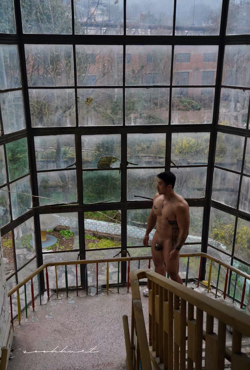 之前at错人了，现在重新at一下摄影师
📷：<a href="/ez_zeeart/">EZ</a>