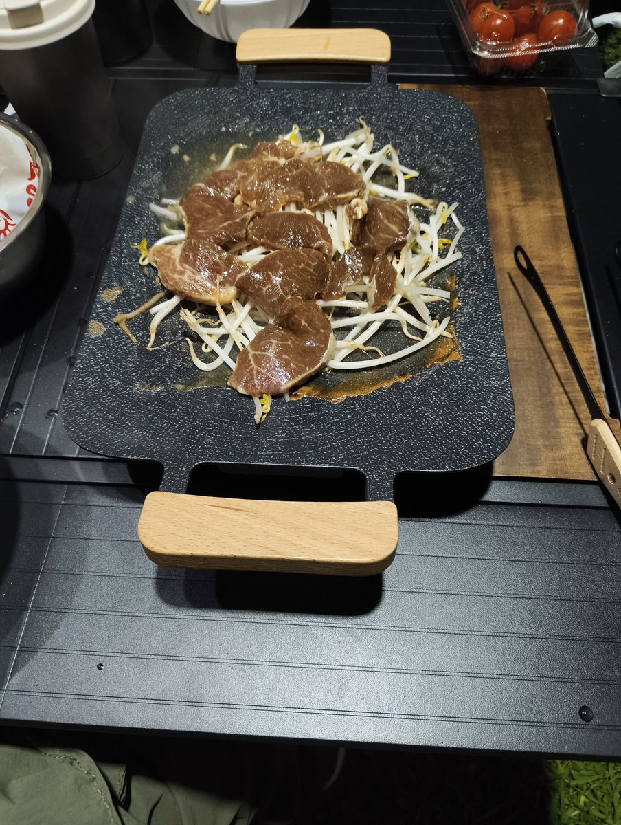 SCUM_CHAPPO's tweet photo. かねひろのジンギスカン！
生姜がきいてておいしいよー https://t.co/WDtCYTiQQd