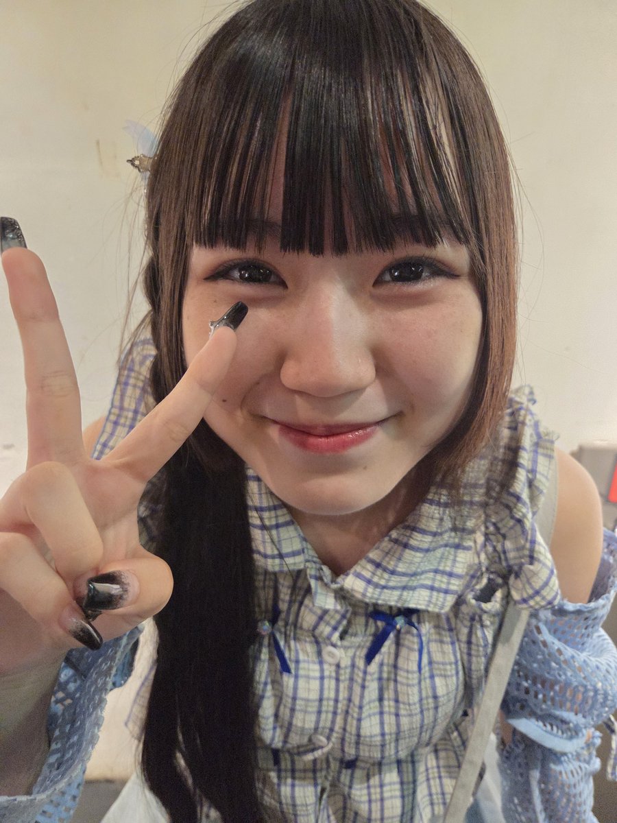 オレンジジュース飲んでるときに見合せるのやめてください()
#かわいいANNA