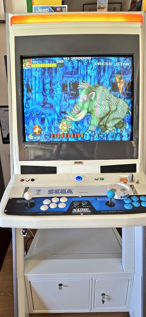VisualMemory98's tweet image. Tarde de Joe & Mac:
Caveman Ninja. Espero que lo
disfrutéis. #Arcade #cabernicola
#joeandmaccavemanninja
#joeandmac #dataeast.