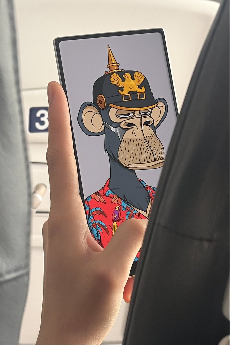 If your name is Fei and you have a white boyfriend in crypto named Chris who took a flight from Token2049 in Singapore yesterday to Heathrow, sitting in seat 15F, he's been looking at my <a href="/BoredApeYC/">Bored Ape Yacht Club 🍌</a> NFT all flight.

He has booked a hotel room to spend the night there under the