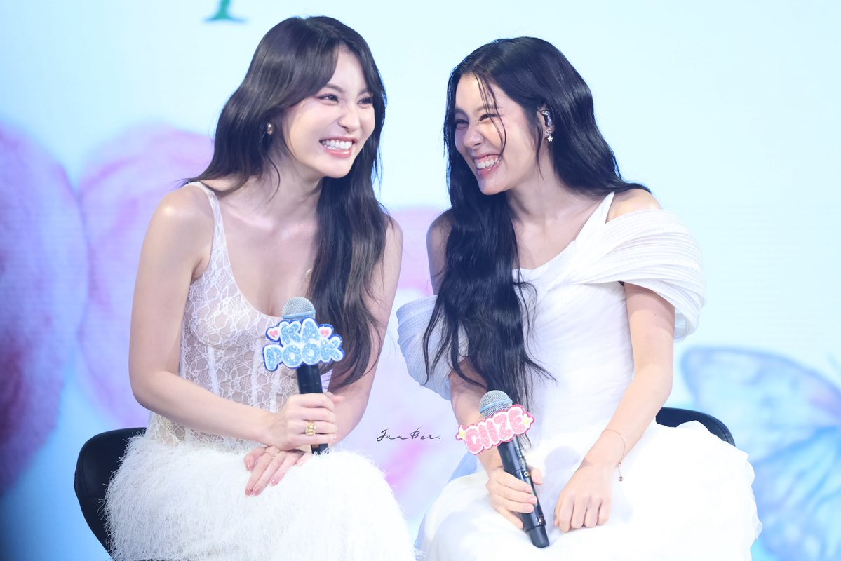 Junberberber's tweet image. Smile heals my heart💕

20251004
KAPOOKCIIZE 1ST FM IN TAIPEI

#KapookCiize1stFMinTaipei 
#kapookphat
#ciizezphr