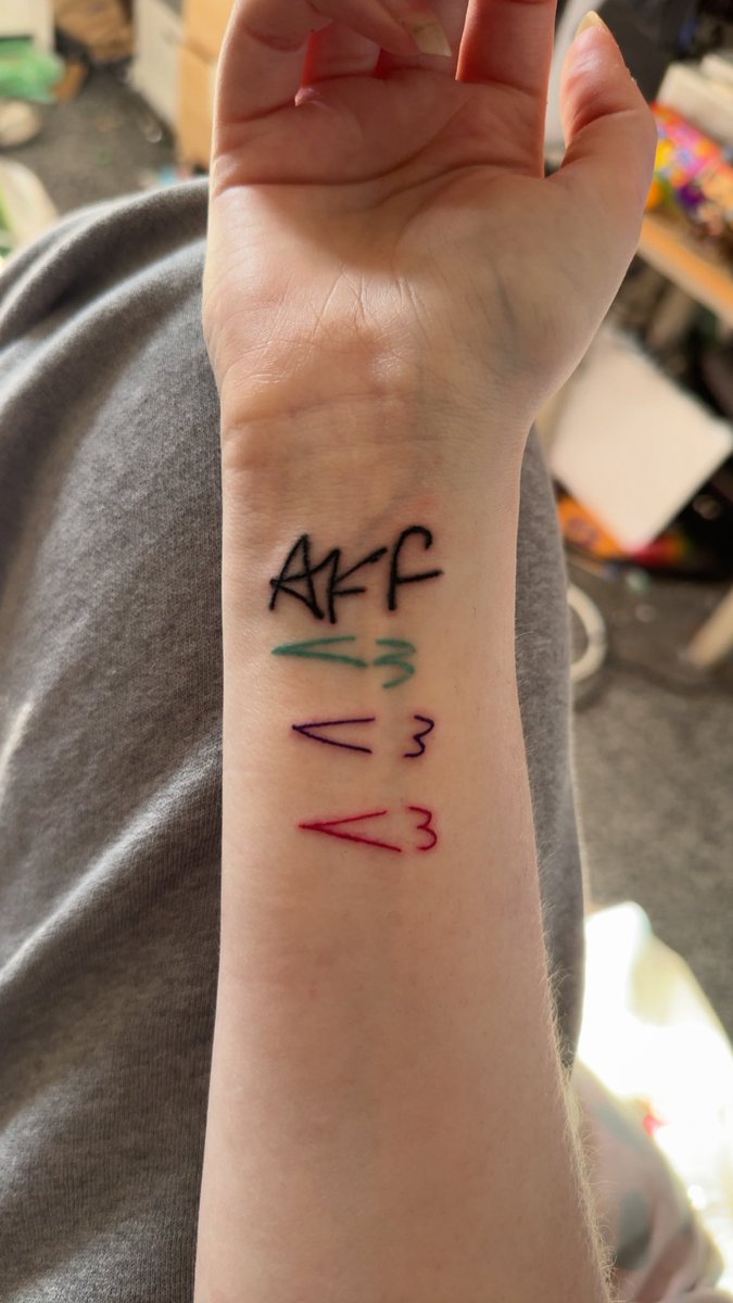 Random request and question for my two favs <a href="/BlueOwlzMedic/">Blue Öwlz: Medic</a> &amp; <a href="/Devilligan/">Tom De Ville</a> would yall be able to draw a < 3 for a tattoo to add to my collection since you both helped me through some dark times with your streams 🥺❤️‍🩹