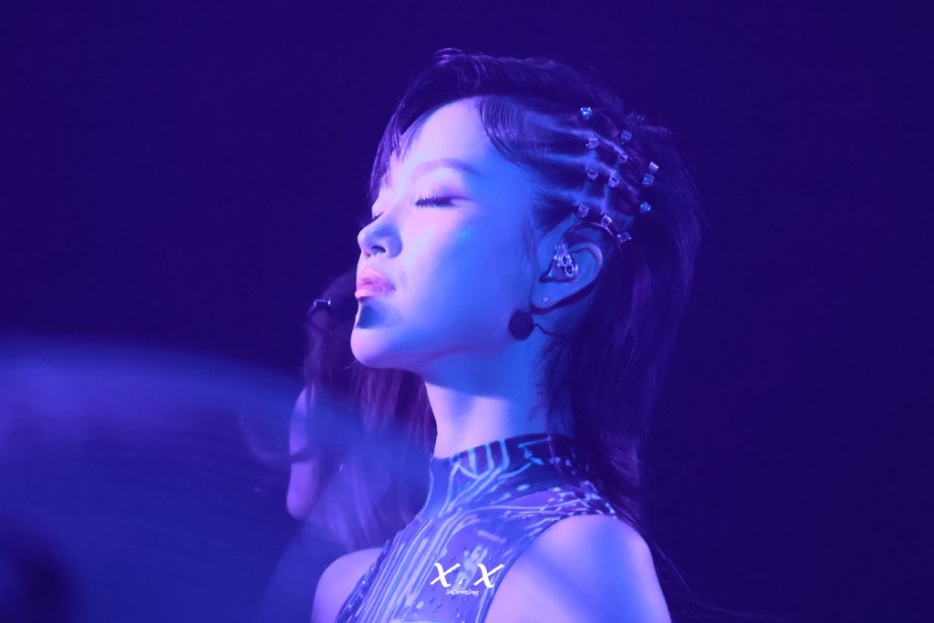 the hairstyle…🥵

#XG 
#CHISA