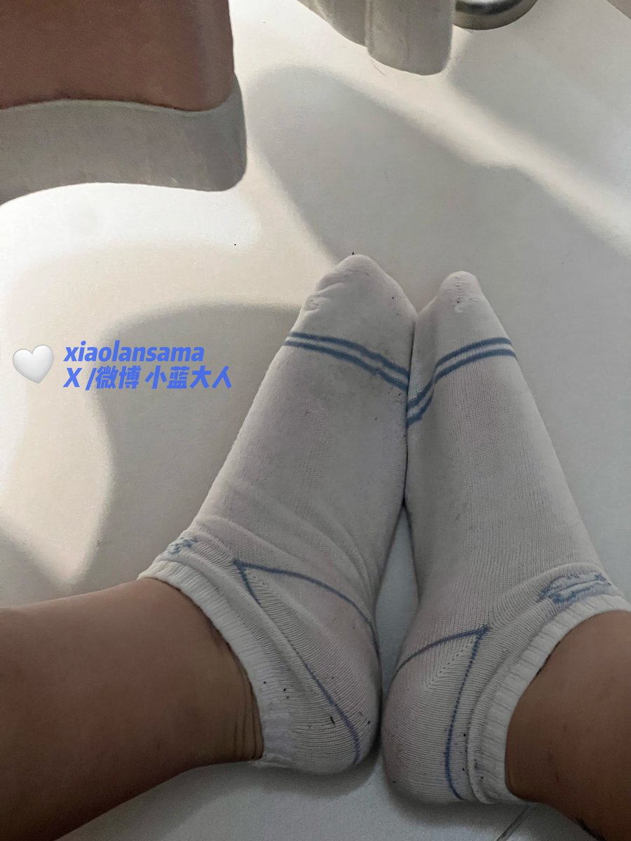 回归健身房

#女S #女s女m #女s男m  #恋足 #原味 #女性崇拜 #原味商品  #袜子 #臭袜子 #脏袜子 #白袜