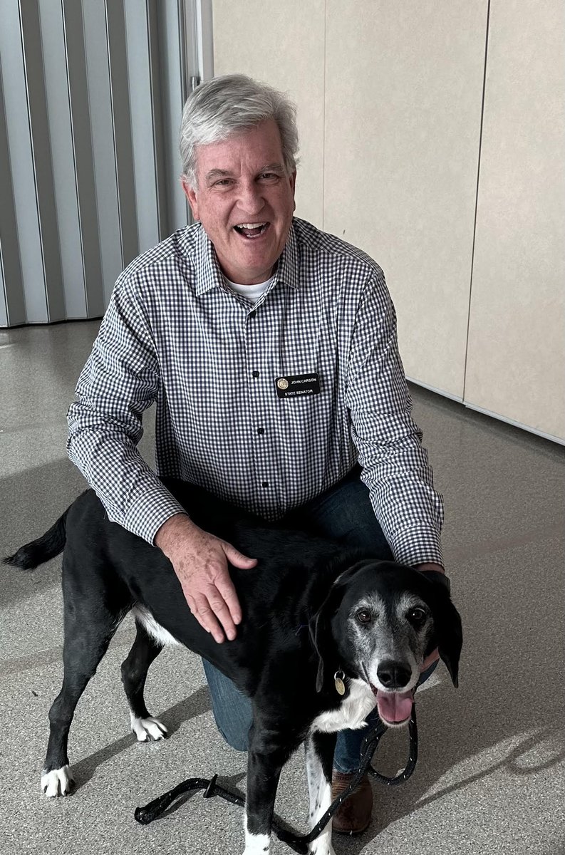 Sen_John_Carson's tweet photo. Had a great tour at Humane Colorado in Douglas County. Thanks to Elaine Wood & the wonderful staff & volunteers who care for dogs, cats & small pets and to help them find homes. They also partner with @dcsheriff Animal Services.
#HumaneColorado #petadoption https://t.co/vm5Vhpxh2b