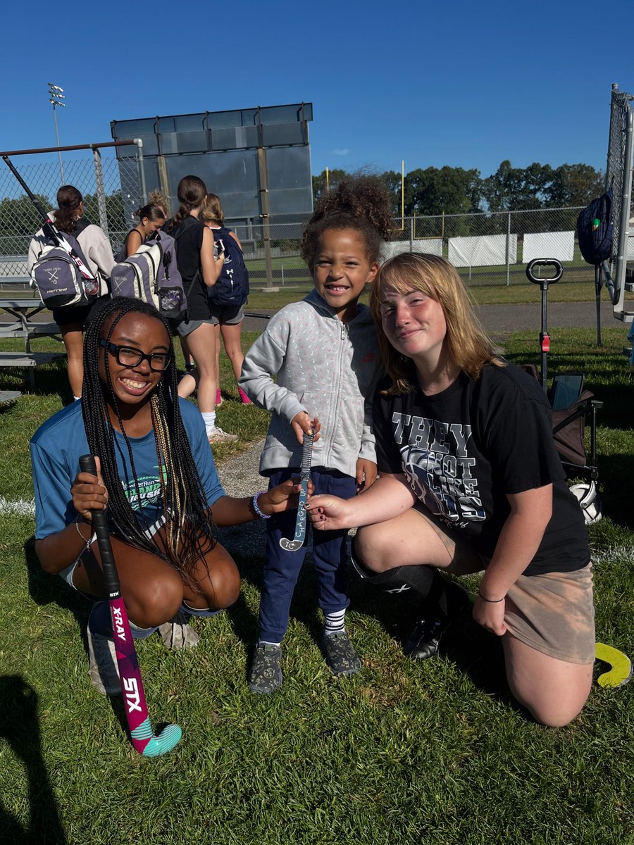 Skill work Saturday…Marlee using a tiny stick and Sarah working in defense getting Charged UPPP!! ⚡️⚡️🏑⚡️⚡️