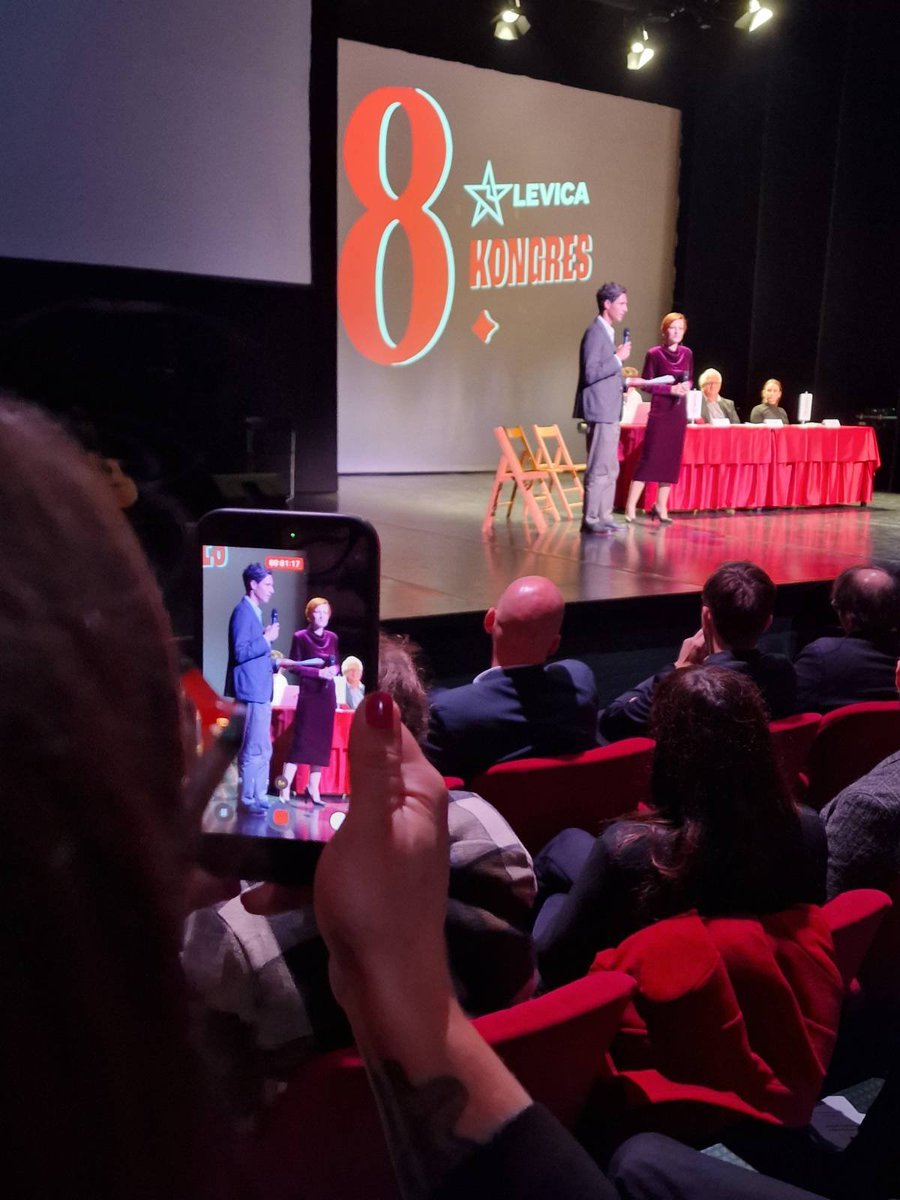 (VIDEO) “Kličejo nas mularija, ekstremisti, čebinarji, rdečkarji, skrajneži…” – Asta Vrečko o tem, “da so pravi skrajneži tisti, ki jim nasprotujejo”
strogo-zaupno.si/politika/video…