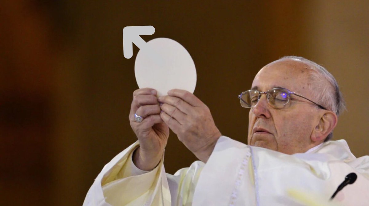 ローマ教皇が上向きの矢印付きのワーファーを掲げている画像、'god bless the futards' のミーム