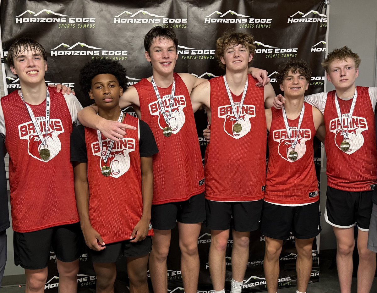 ethanwhiteman6's tweet photo. Another tournament championship in the books. https://t.co/9x8YnmvdHn
