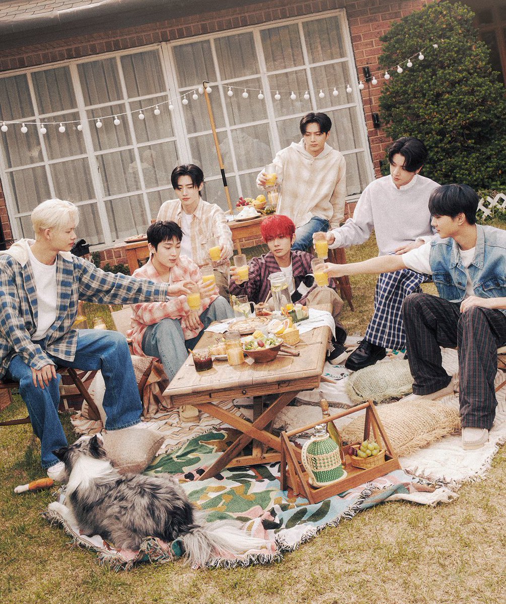 evxnaether's tweet photo. ENHYPEN JAPAN OFFICIAL MAGAZINE 2025 

“From the members living under the same roof, what are they like to each other?”

— thread ❤︎ 
#ENHYPEN #엔하이픈 https://t.co/R1v0gRaqpE