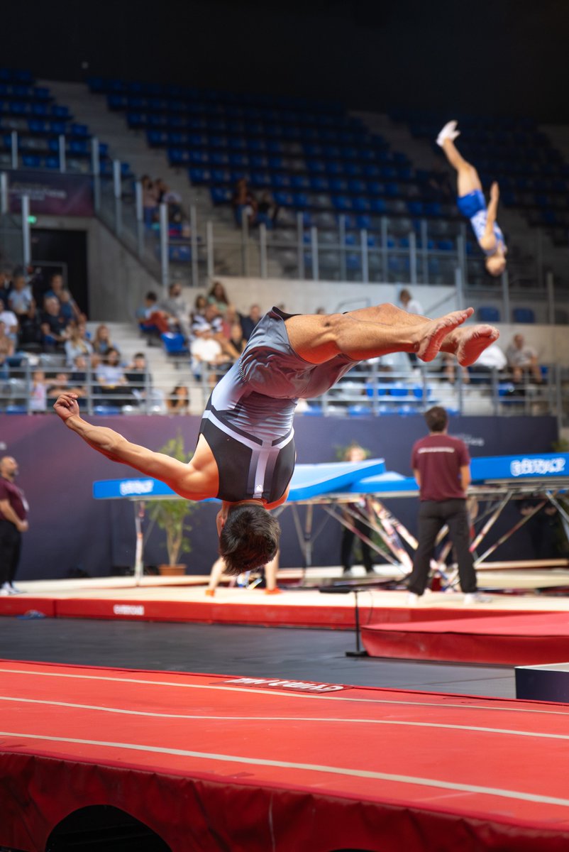 Cet après-midi, vous avez assisté à un spectacle de haut niveau lors de la Coupe du monde de trampoline et de tumbling à l’AzurArena d’Antibes 🤸 🏆. 

Ça continue jusqu’à dimanche, c’est le moment d’aller y faire un tour  !

#antibes #worldcup #trampoline #tumbling #gymnastique