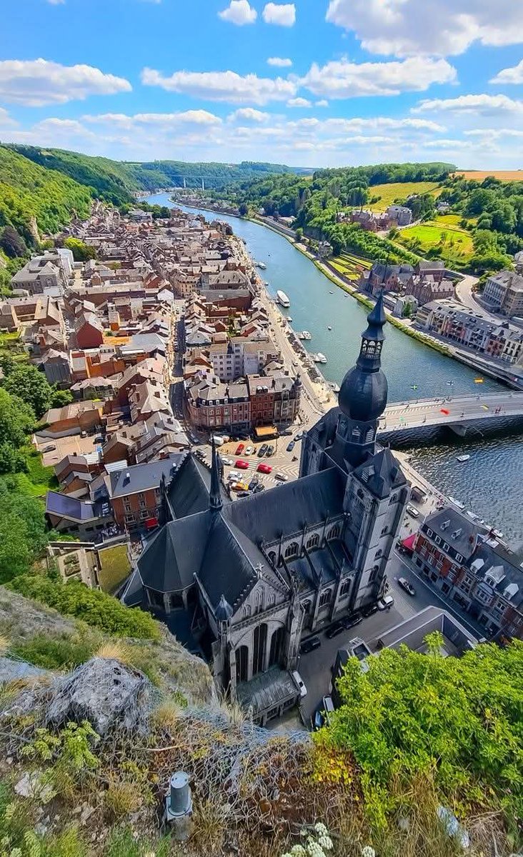Mohsin_Aziz01's tweet photo. 📍Dinant, Belgium. 🦅 https://t.co/hFoeVZaYRJ