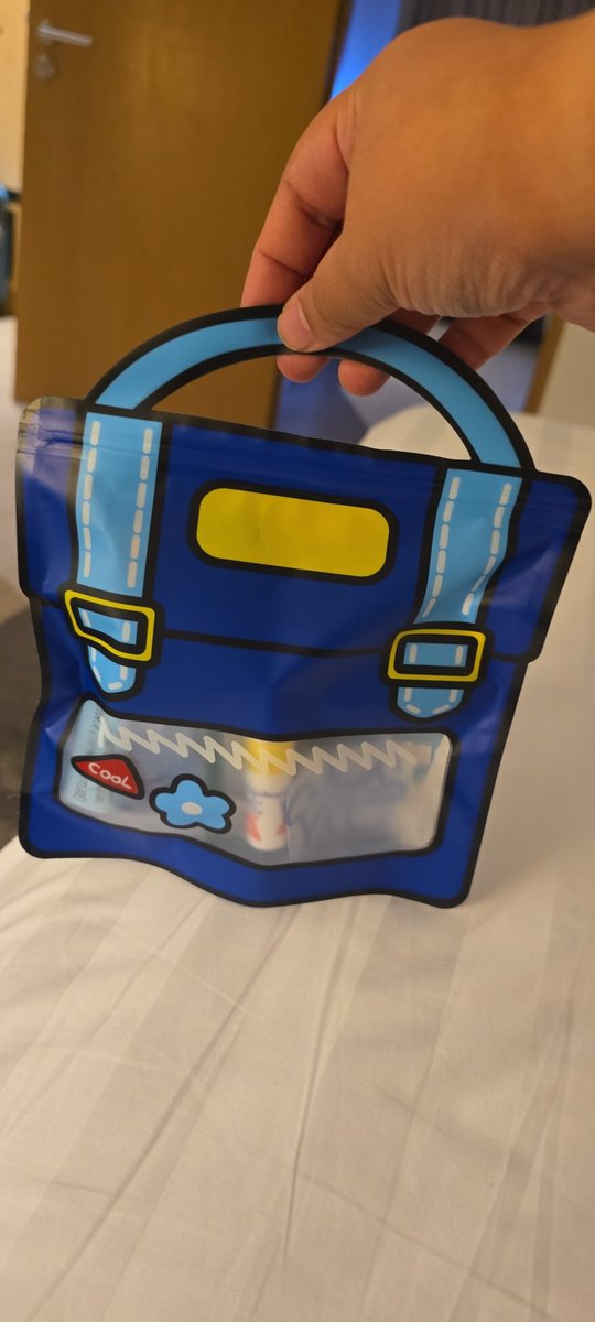 Cute goody bag 😊 ang creatiiiivvveeeee 😄 thank youuuu <a href="/haeminsarang/">제싸민 - will see BTS! 🥹💜</a> <a href="/akaiito1125/">KΛI | 🍒🪽</a> <a href="/mrSimpLeeteuk/">mrsimpleeteuk</a> <a href="/Wild_ELF/">ᴋᴀɴɢɪɴ's ᴘᴀɴᴄʀᴇᴀs</a> 💙

#EXPMODMNL_GA 
#SS10Manila
#SuperShowinManila