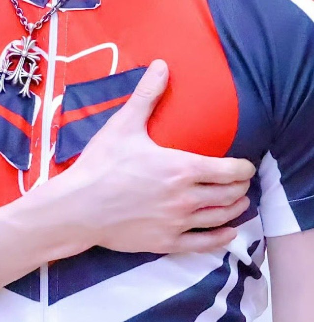 mmmoonriver tweet media