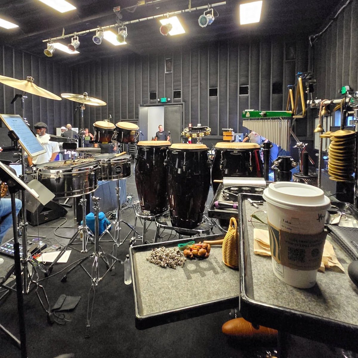 Grover Pro artist @takuhirano with a wonderful Grover Pro triangles setup! 

@takuhirano Rehearsal rig vibes... 🪘🤘🏼🧋

“In Concert For Cancer” - feat. Kenny Lattimore, Judith Hill, Mindi Abair, Danny Seraphine (Chicago), and Tony Grant (The Temptations).

@inconcertforcancer 🎗