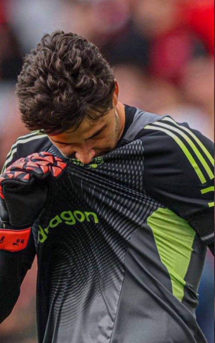 UtdActive's tweet image. When life gives you Lammens.