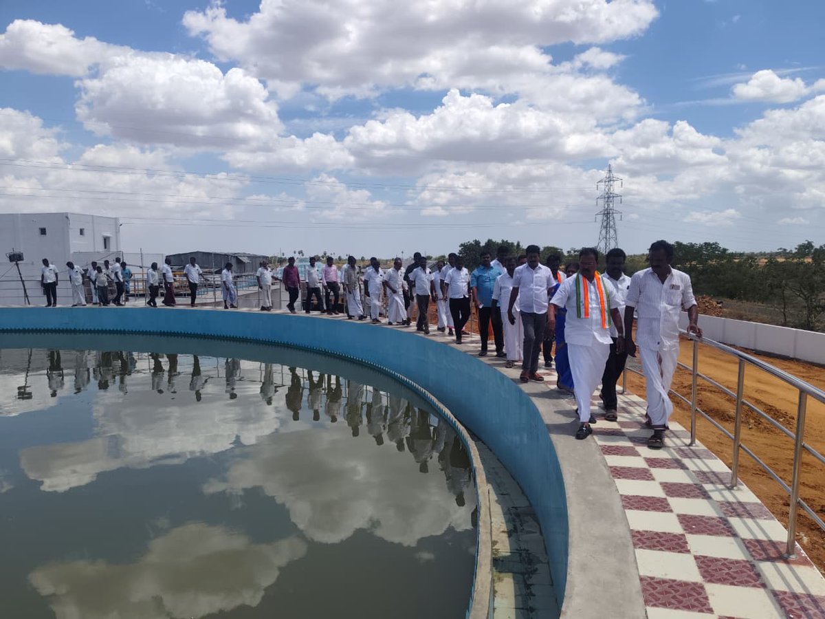 ruby_manoharan's tweet image. நாங்குநேரி தொகுதிக்குட்பட்ட சிங்கிகுளம் ஊராட்சியில் தாமிரபரணி கூட்டுக்குடிநீர் திட்டத்திற்காக 605 கோடி மதிப்பீட்டில் அமைக்கப்பட்டு வரும் குடிநீர் சுத்திகரிப்பு நிலையத்தின் சோதனை ஓட்டத்தை நேற்று (3.10.25) நான் ஆய்வு செய்தேன்.

இந்நிகழ்வில் தமிழ்நாடு குடிநீர் வடிகால் வாரிய…