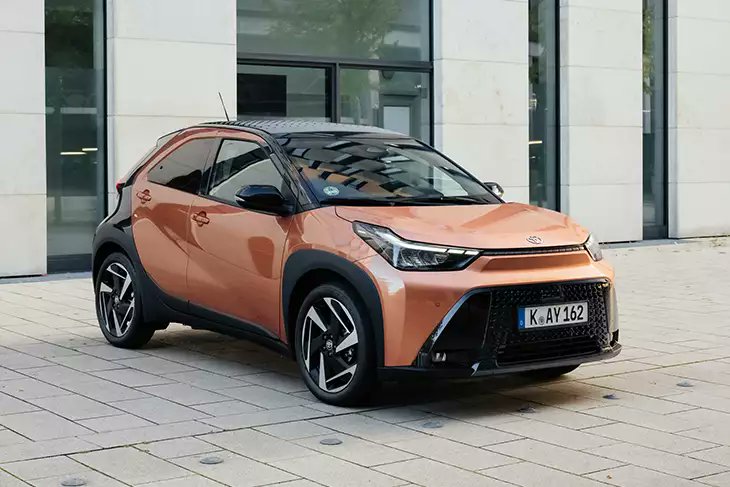motormundial's tweet image. El Toyota Aygo X Cross Hybrid es el primer modelo híbrido del segmento A, estrenando nueva imagen, etiqueta Eco y versión GR Sport más deportiva

motormundial.es/toyota-aygo-x-…

#TOYOTA #Aygo #hybrid #suv #crossover