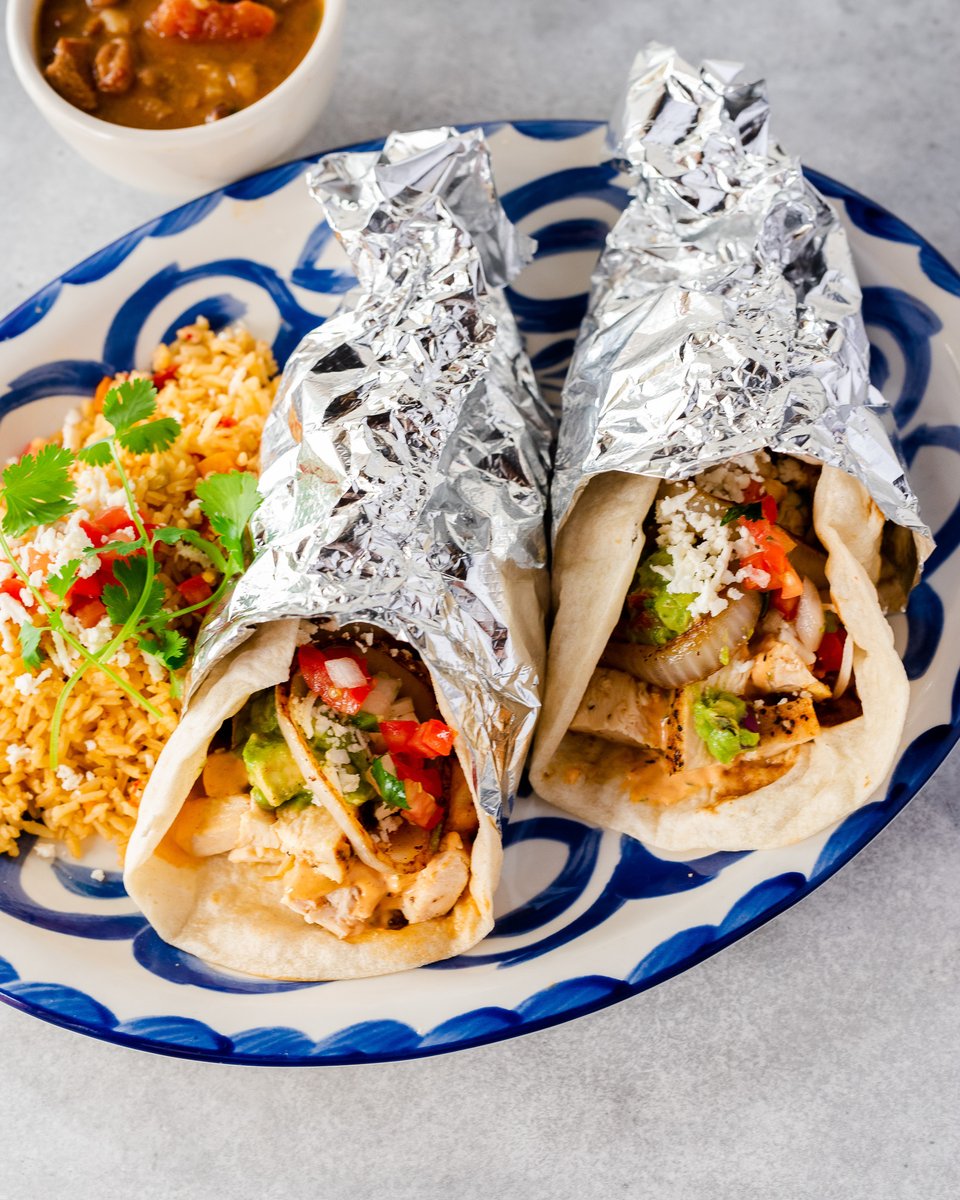 PappasitosTXMEX's tweet image. We like our tacos both ways, but if you had to pick… crispy or soft? #TacoObsessed #LegendaryTexMex