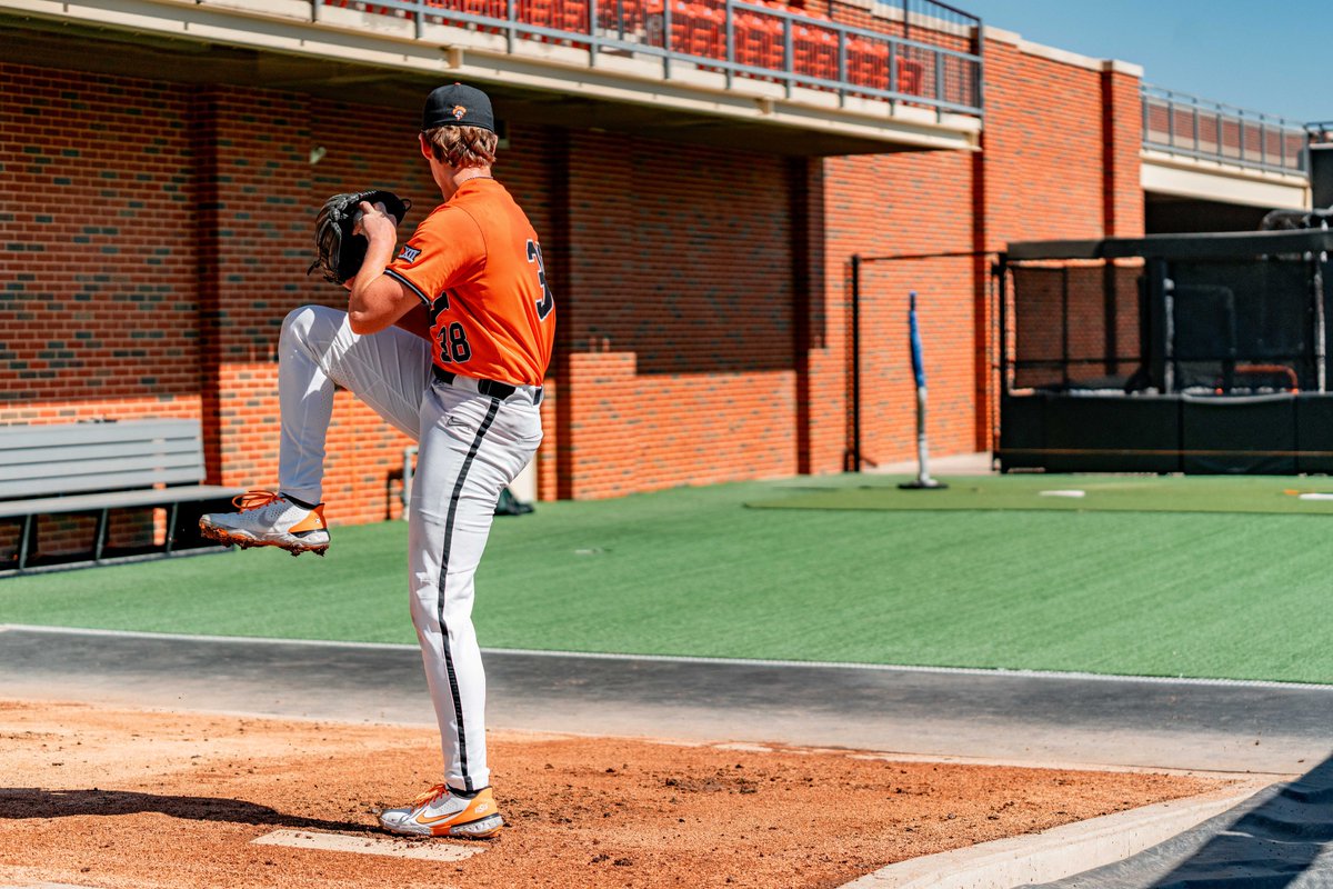Beautiful day for baseball at O'Brate

#GoPokes