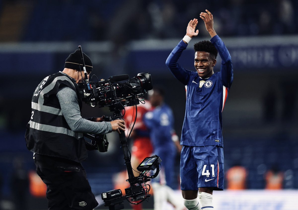 ESTAVAO!!! STAR BOY !!